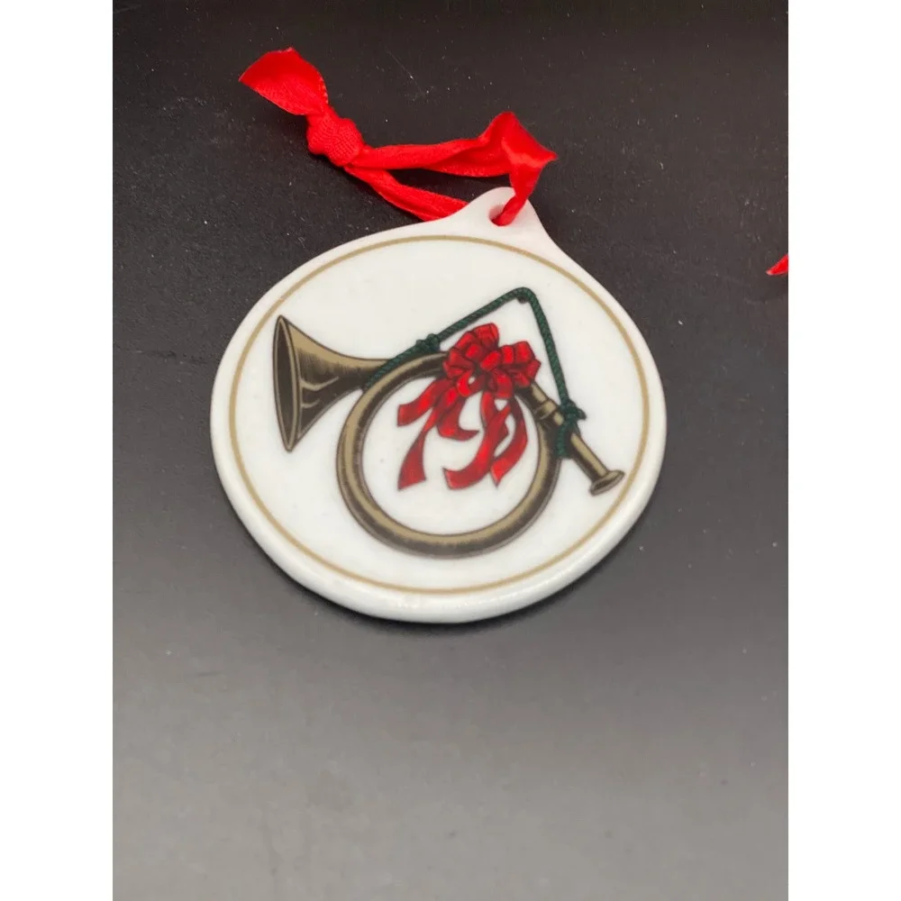 Sears Holiday Ornaments Vintage Porcelain Medallion Set 3 White‎ Red Green